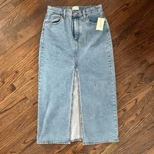 NWT Universal Thread Women's Blue Denim Maxi Skirt